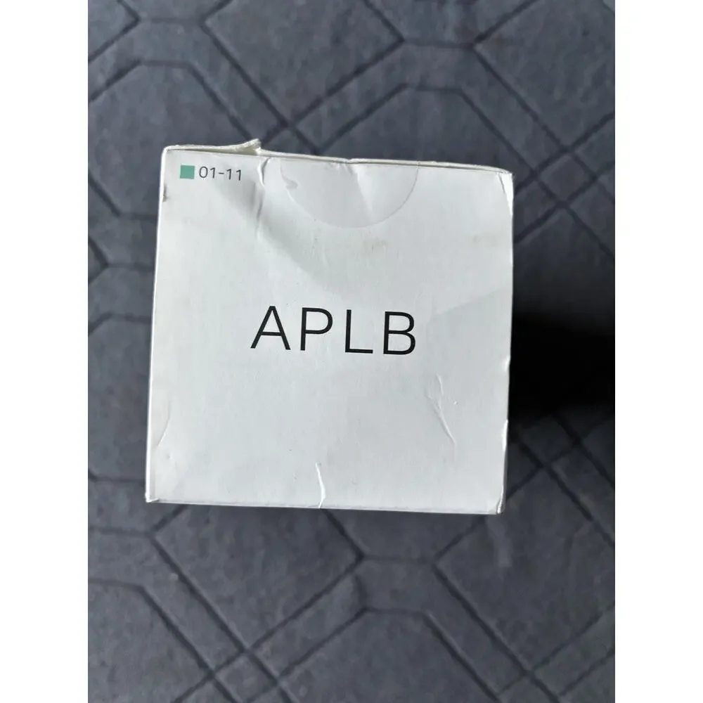 APLB Glutathione Niacinamide Body Wash 300ml / 10.14 fl.oz, EP 07/07/2028